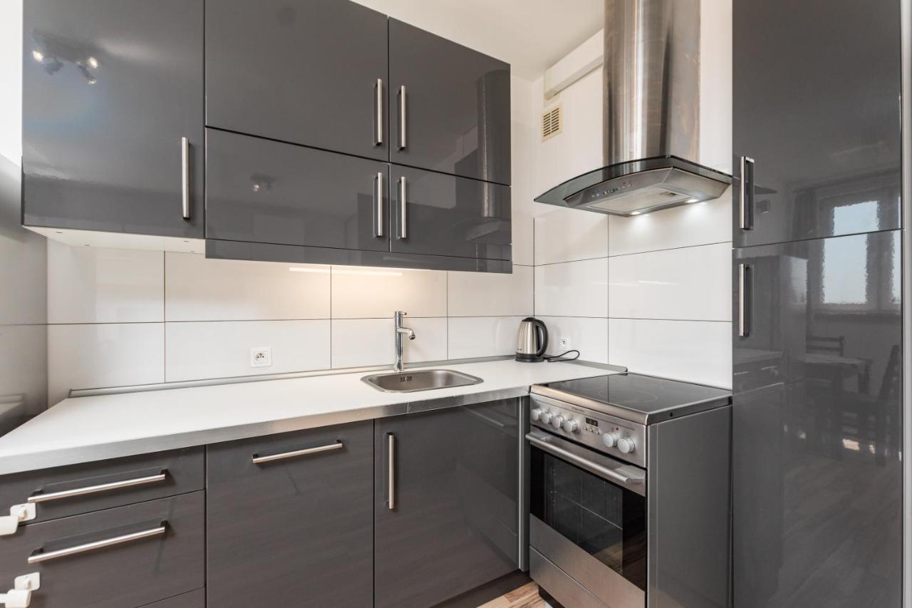 Podchorazych 41 By Homeprime Apartamento
